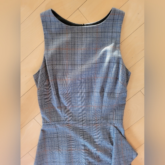 XS Design lab dress - Picture 2 of 4